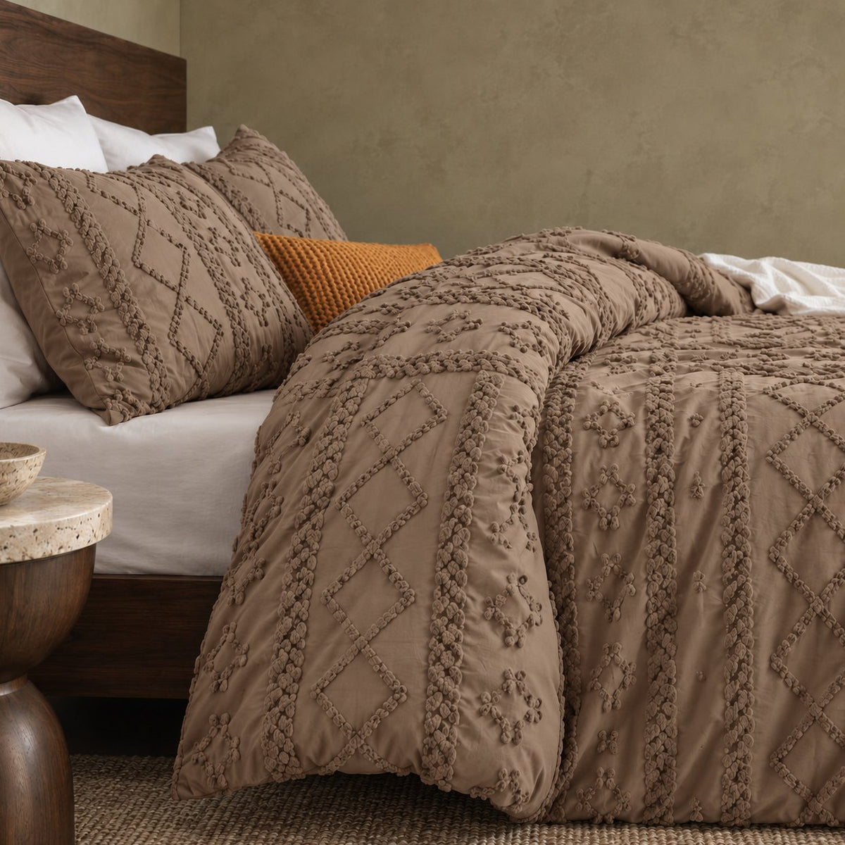 Tufted comforter detail, Brown