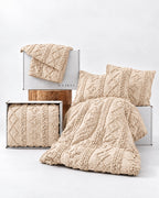 Tufted comforter detail, Oatmilk