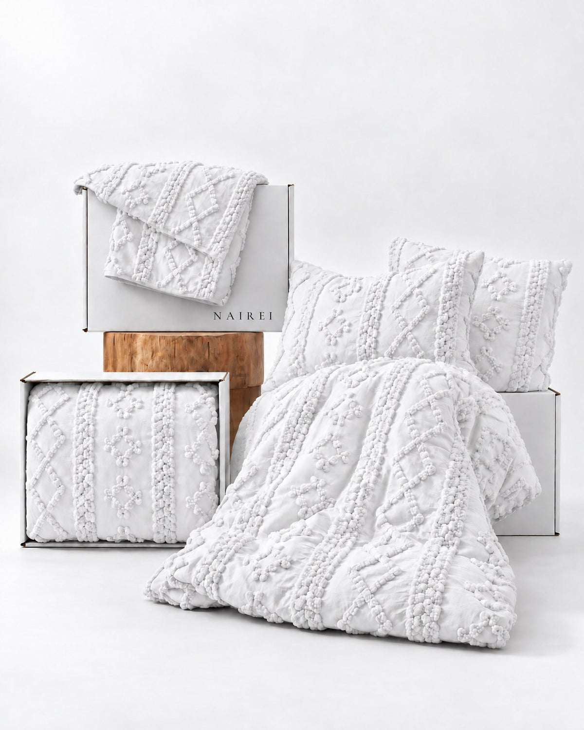 Tufted comforter detail, White